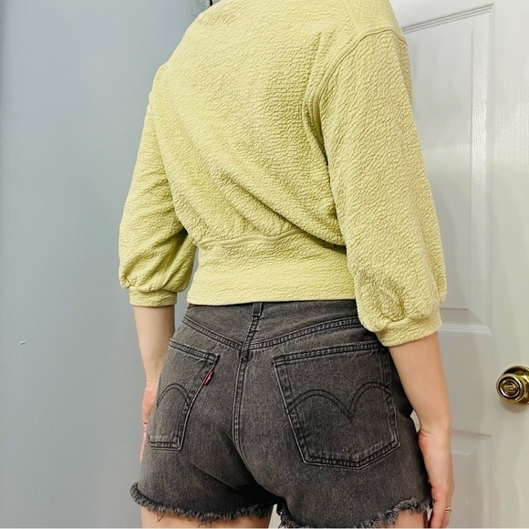 Lululemon Top Textured Crewneck Pullover Sweatshirt Dew Green Light Size 4 Small - Picture 3 of 7